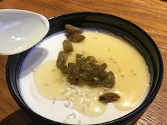 哈萨克酸奶-巴扎美食·新疆菜·西域歌舞表演餐厅(新疆大厦店)