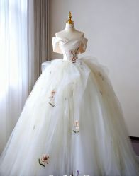 -南京宝娜嫁衣婚纱礼服馆(中央路店)