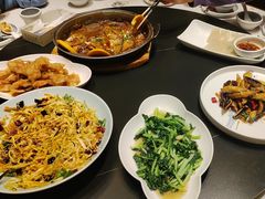 -五谷丰登农家院·地道胶东菜·海鲜烧烤(威海店)