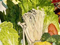 -享遇.锅姥姥牛排海鲜自助(小寨店)