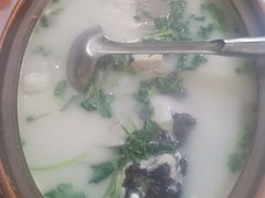 砂锅鱼头汤-鱼水情·农家菜·大鱼头(南山竹海店)