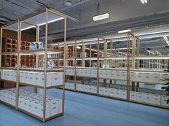 -无奔眼镜·蔡司·依视路授权店(马家堡店)