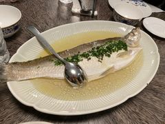 翘嘴白水鱼-Yan Ting 宴庭中餐厅(上海静安瑞吉酒店)