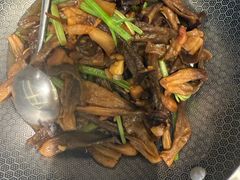 -状元人家·公园别墅衡东土菜(溪悦荟店)