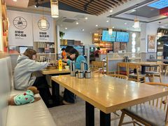 -佬钱湾仔(衣裳街店)