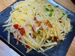 酸辣土豆丝-小镇大厨私房餐厅