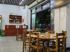 大堂-顺德公平靓正特色牛花粥(花都店)
