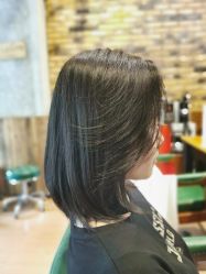 -PE SALON