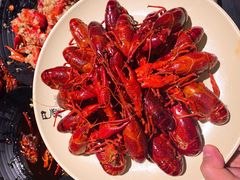 -巴厘龙虾·榜首油焖大虾(音乐学院·沿江酒馆店)