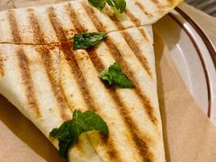 热压凤梨奶酪猪肉三角馅饼-野草莓自由市场