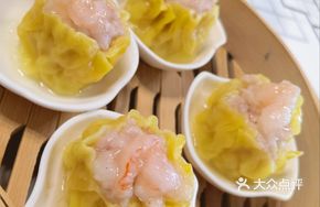 Fresh Shrimp and Crab Dumplings