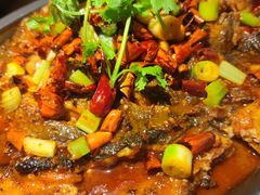 -辣尚瘾·烤鱼·新川菜(交大直营店)