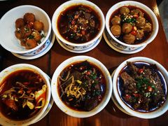 -炉小二铜锅牛蛙•川湘菜(三里屯店)