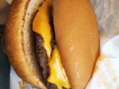 双层吉士汉堡-麦当劳(伟城广场店)