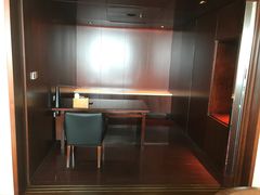 -上海龙之梦万丽酒店