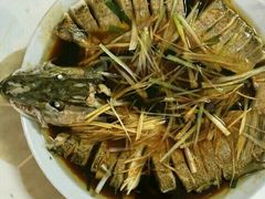 清真狗鱼和红烧黑-煲来饱去冷水鱼