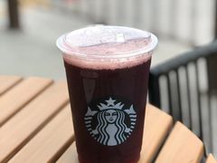 蓝莓草莓混合果汁-星巴克臻选(惠州华贸天地1楼店)