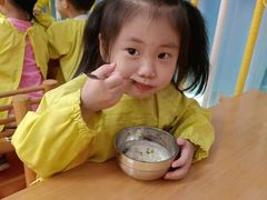 -小门牙好性格托育(北外滩中心)