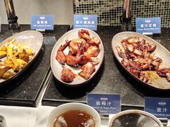 -广州塔卢特斯法国旋转餐厅