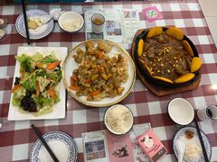 -桃子餐厅·天津菜(王顶堤总店)