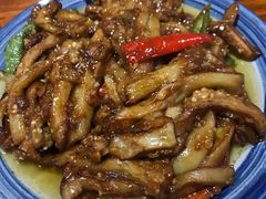 -六禾熏酱小酒馆·东北菜(海甸岛店)