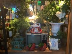 -临界音乐酒馆·小龙虾·江湖菜(华熙LIVE·鱼洞店)