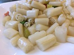 酸辣鲜藕尖-美极鲜食坊(宝安南路店)