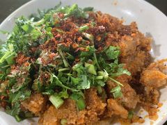 粉蒸肥肠-小杨翘脚牛肉