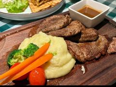 -小主人西餐厅 master table(青年中路店)