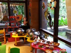 -三亚湾海居铂尔曼度假酒店