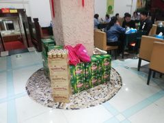 -大城·烧烤海鲜大排档(台东店)