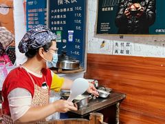 -梁阿婆廿年老牌扣肉糯米饭