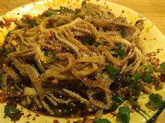 -拈签一笑黄牛肉辣卤串串
