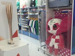 -Bic Camera (难波店)