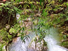 -龙水峡地缝景区