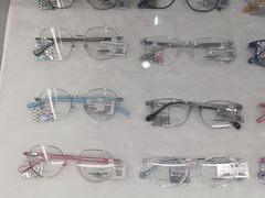 -宝岛眼镜(长沙侯家塘店)