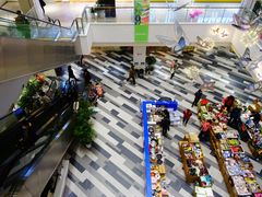 -百联临沂购物中心(临沂路店)