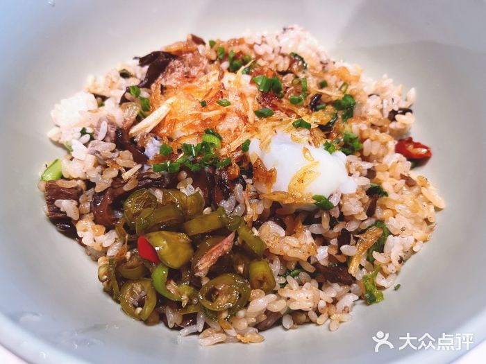 胡麻(静安嘉里店)牛脸颊肉拌饭图片