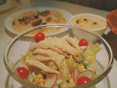 伊犁奶皮子蔬菜沙拉-巴扎屋大盘鸡·新疆菜(汇嘉时代店)