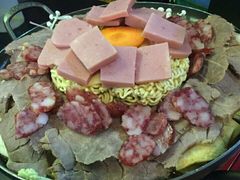 泡菜五花肉锅-炙韩料理·部队锅专门店