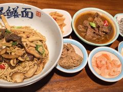 -李犟大爆鳝面·手工蟹黄包(湖滨西湖店)