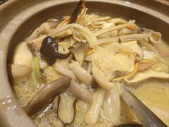 -滇香肴·云南菜蒸汽石锅鱼(云南北路店)