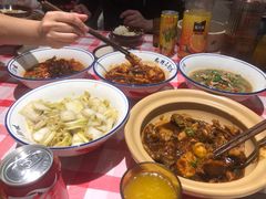 -笨豆腐居民楼菜馆•江西小炒(天津开发区店)