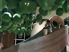 -水桶王国主题餐厅·聚会·生日派对·亲子活动·家庭套餐(亚龙湾希尔顿店)