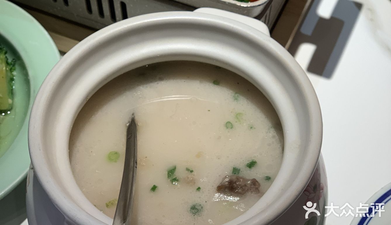 万达里面的平价湘菜馆，味道超级超级地道