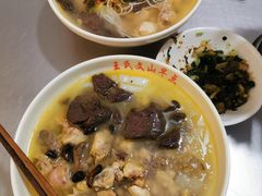 -文山荷鲜居(翠湖店)