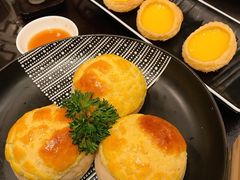 酥皮叉烧包-白天鹅宾馆-玉堂春暖餐厅