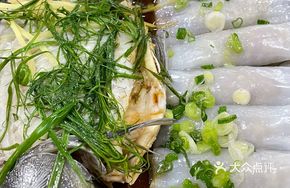 White Perch Rice Noodle Roll