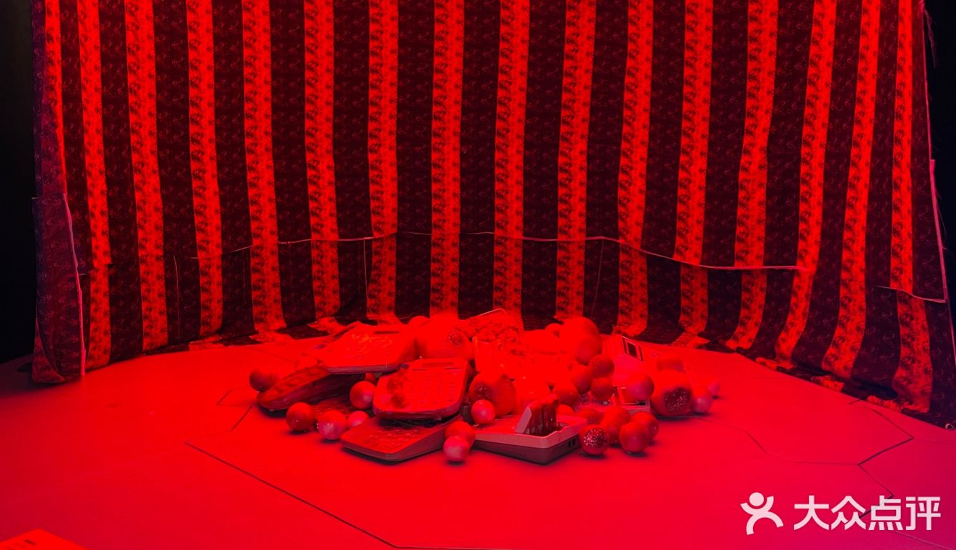 深圳新展｜『竖横折勾撇点撇点』