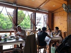 靠窗位-邱记私房菜·十八年本地菜